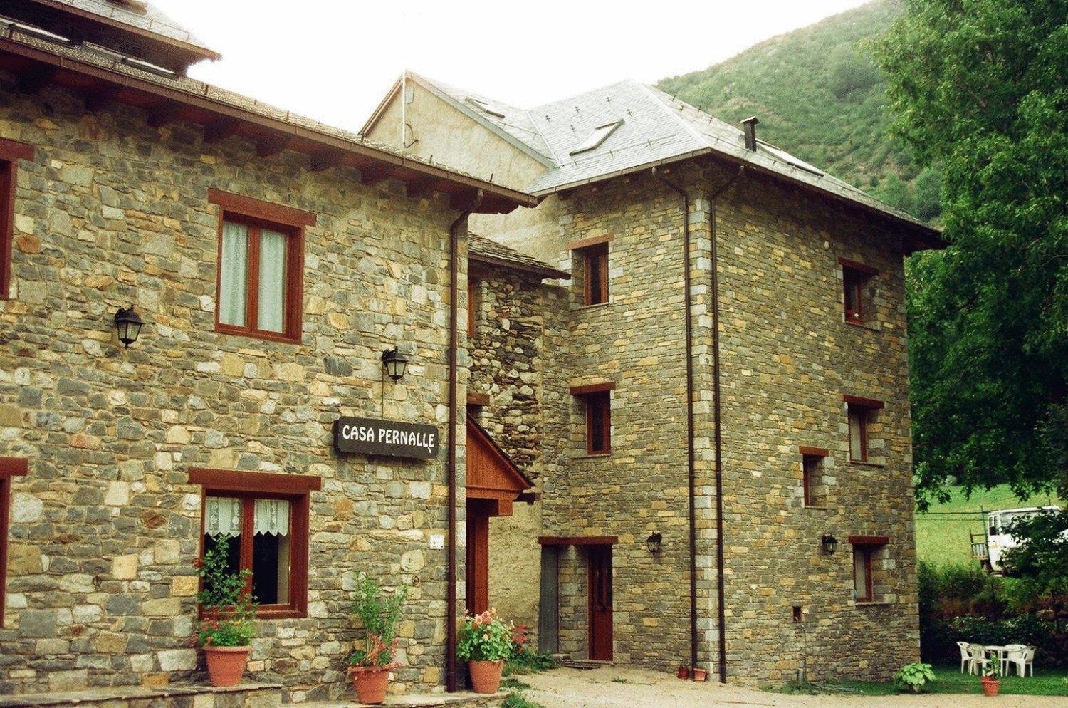 אריל לה ואל Hostal Pernalle מראה חיצוני תמונה